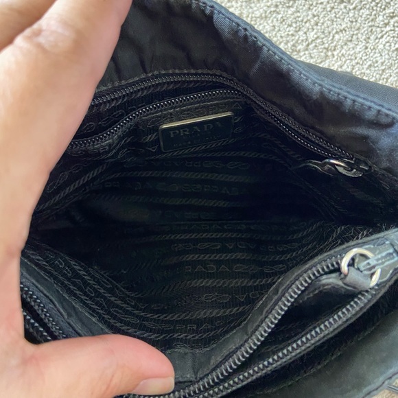 Prada Authentic vintage bag made in Italy - Picture 4 of 6